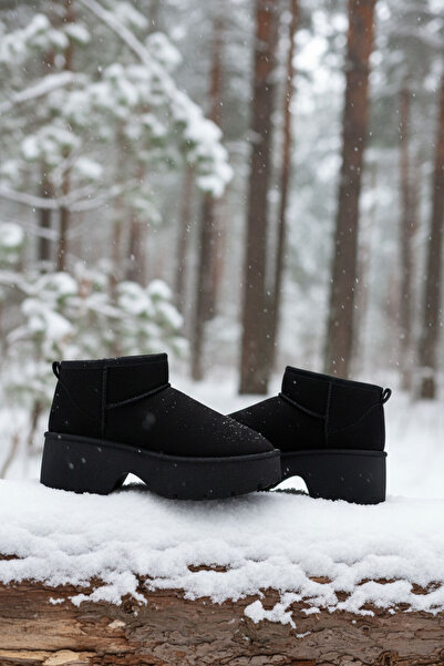 SOHO Damenstiefel und Stiefeletten aus schwarzem Wildleder 21054