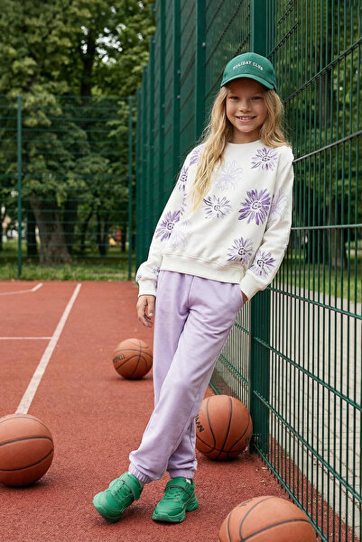 TRENDYOLKIDS طقم علوي محبوك بالزهور للفتيات من إكرو TKDAW25AU00162