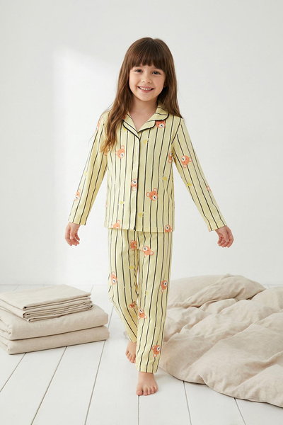 TRENDYOLKIDS Żółty zestaw piżamowy z nadrukiem dla dziewczynki - dzianinowy z...