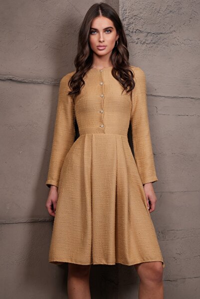 Trend Alaçatı Stili Γυναικεία Φούστα με Πέτρες Πέρλες Σκούρο Μπεζ Πλισέ Φόρεμ...