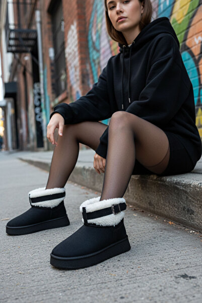 SOHO Damenstiefel und Stiefeletten aus schwarzem Wildleder 21187