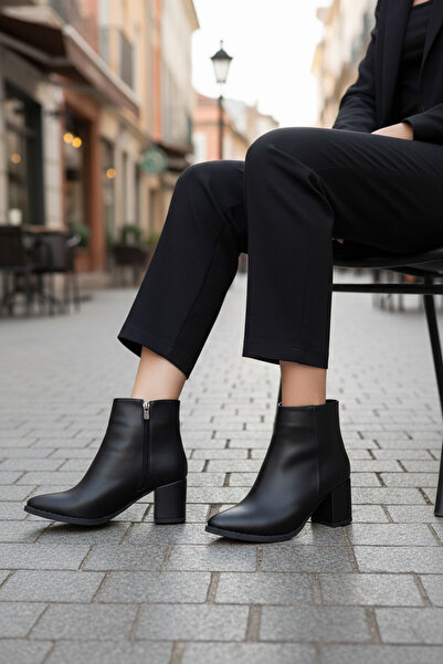 SOHO Schwarze Stiefel und Booties für Damen 16560
