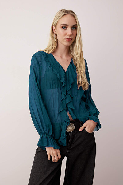 Trendyol Collection Transparentes Hemd aus Chiffon mit Petrol-Faltenoptik TWO...