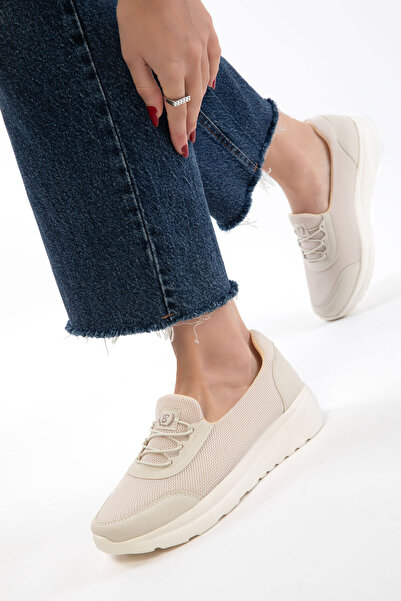 SOHO Бежови дамски маратонки 21269