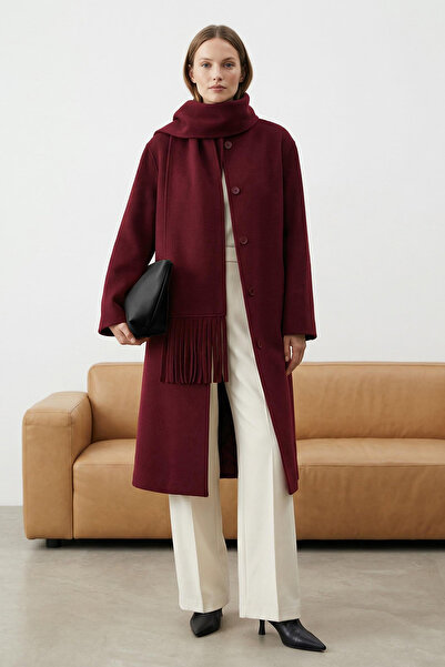 ترينديول كوليكشن معطف طويل كبير الحجم بتفاصيل شال عنابي اللون TWOAW26KB00041