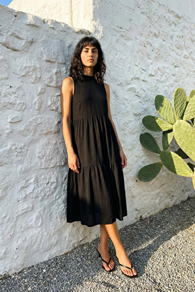 Συλλογή Trendyol Μαύρο υφαντό φόρεμα με γιακά με ίσια κοπή TWOSS20EL1864