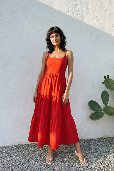 Trendyol Collection Червена пола, отваряща се на талията макси тъкана рокля о...