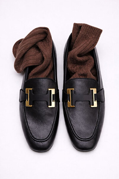 TRENDYOL SHOES Schwarzer Damen-Loafer mit Schnallendetail TAKSS26LA00009