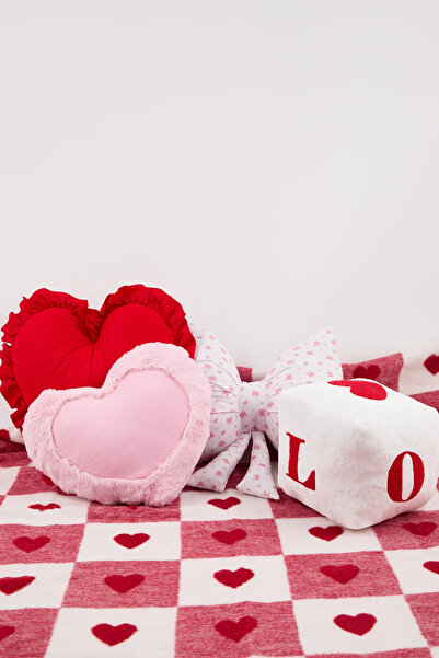 TRENDYOLMİLLA HOME Red Heart Design Ruffle Detailed Padded Shaped Throw Pillo...