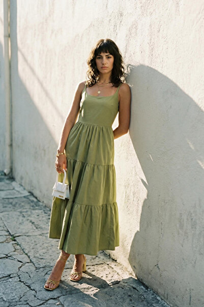 Trendyol Collection Ölgrünes, tailliertes, tailliertes Maxikleid aus Baumwoll...