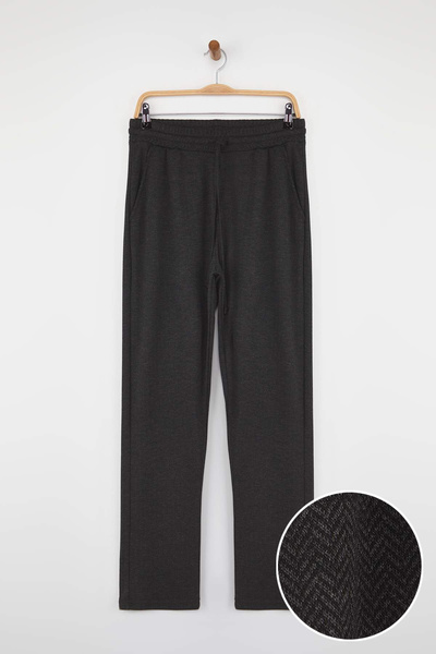 Trendyol Collection Pantaloni de pijama groși tricotati cu model de șubler de...