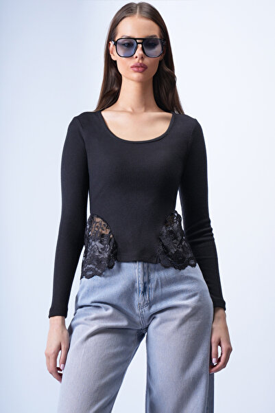 Trend Alaçatı Stili Bluză tricotată neagră pentru femei, cu guler larg și det...