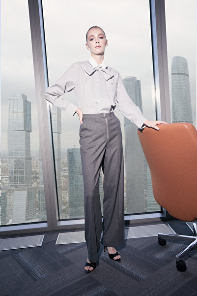 Trendyol Collection Ograničena serija antracit boje, pantalone sa ravnim kroj...