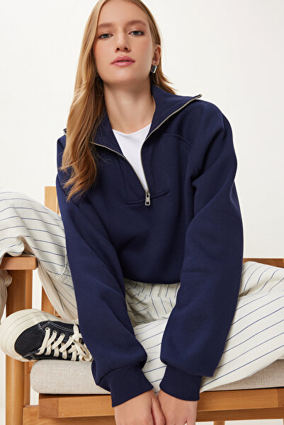 Happiness İstanbul Kadın Lacivert Fermuarlı Yaka Şardonlu Sweatshirt UB00431