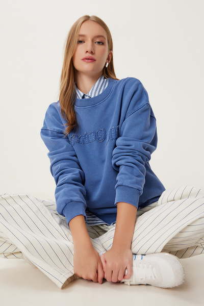 Happiness İstanbul Kadın İndigo Mavi Kabartma Dokulu Yıkamalı Örme Sweasthirt...