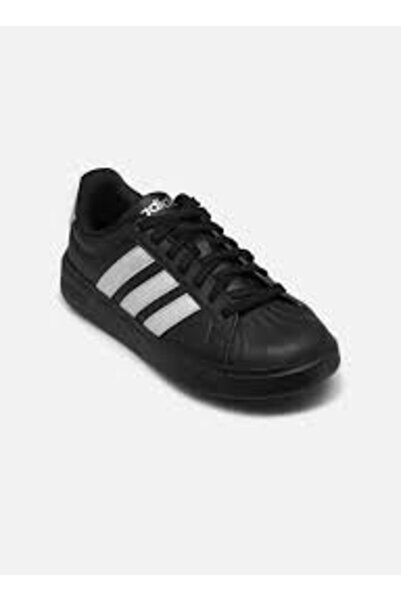 adidas STREETTALK