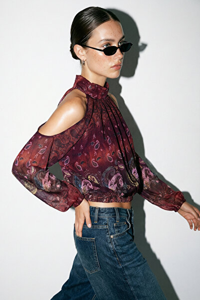 Drop by TrendyolMilla Crveni šal Sa deznom bluza TDRSS26BZ00005