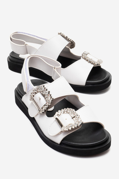 LuviShoes Dámské ploché sandály OLIMPA White Stone na suchý zip