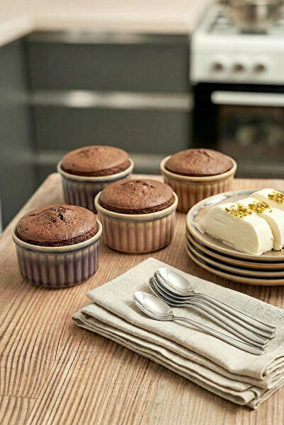 TRENDYOLMİLLA HOME Set de 4 boluri și recipiente pentru sufle din porțelan, 1...