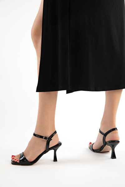 SOHO Black Matte Women's Classic Heeled Shoes 21359