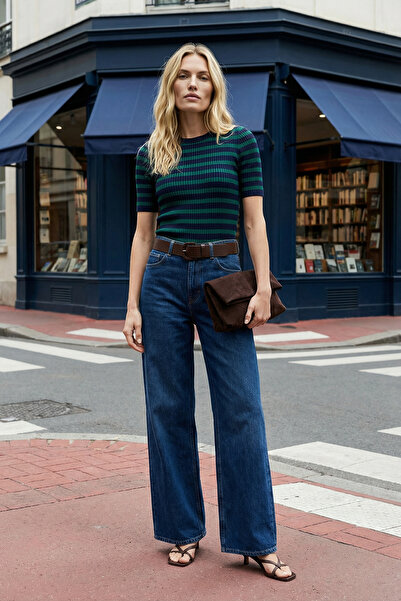 ترينديول كوليكشن سترة تريكو أساسية مخططة باللون الأزرق الداكن TWOSS20KZ0075