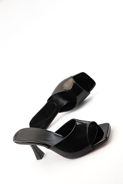 SOHO Black Patent Leather Women's Classic Heeled Shoes 21305