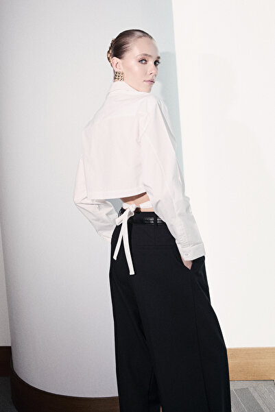 Συλλογή Trendyol Περιορισμένης Έκδοσης Λευκό Πουκάμισο με Λεπτομέρεια Δεσίματ...