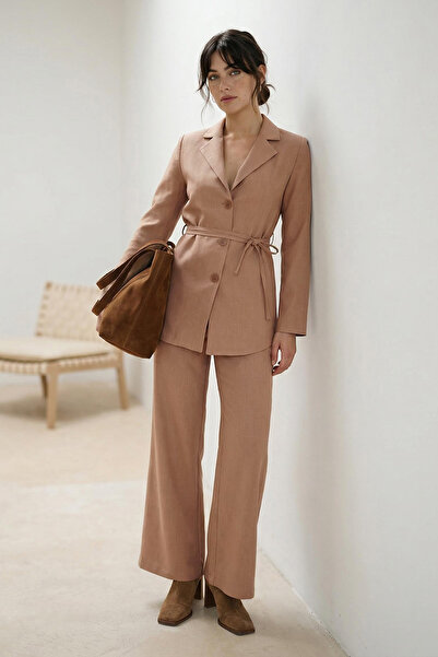 Trendyol Modest Beigefarbenes, reguläres, leinenartiges, schlicht gewebtes Gü...