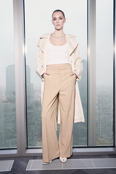 Trendyol Collection Περιορισμένης Έκδοσης Μπεζ Παντελόνι Διπλό Με λεπτομέρεια...