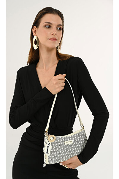 Pierre Cardin حقيبة كتف نسائية بيضاء ذات شعار رقمي مميز، إصدار محدود 05PO25Y1...