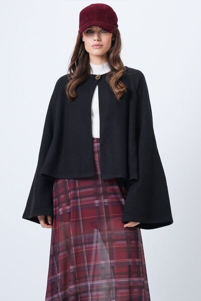 Trend Alaçatı Stili Women's Black Crew Neck Wide Cut Knitwear Jacket Alc-X14712