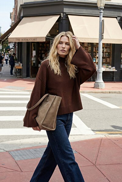 Trendyol Collection Pulover cu croială largă, mâneci spaniole, maro, TWOAW23K...