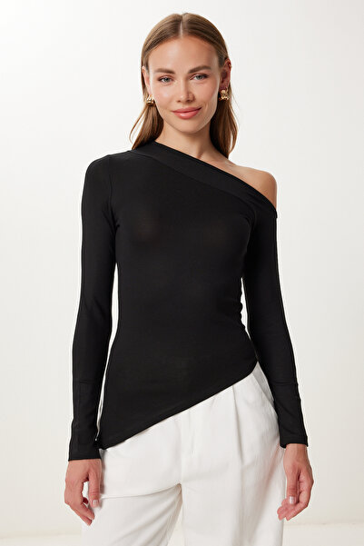 Happiness İstanbul Kadın Siyah Asimetrik Yırtmaçlı Örme Bluz UB00427