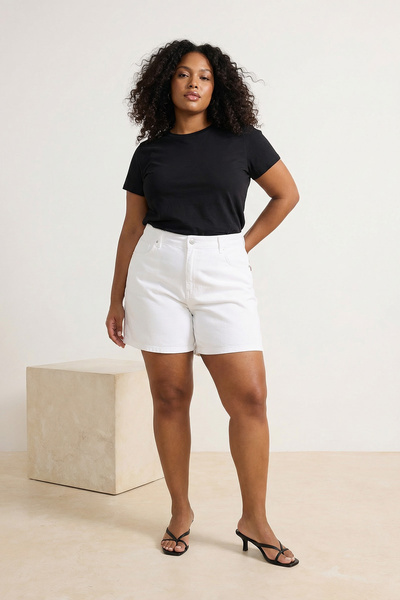 Trendyol Curve White Elastic High Waist Mini 100% Cotton Plus Size Denim Shor...