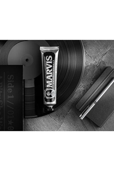 Marvis Amarelli Licorice Diş Macunu 85 ml – Plaklara Karşı Koruma ve Uzun Süreli Ferahlık
