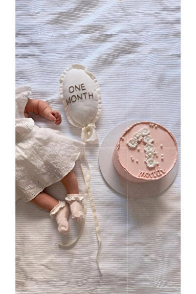 ebrulim Yenidoğan bebek aylık konsept çekimi balon yastık 12 ay kullanım 6 ad...