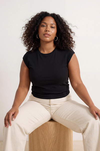 Trendyol Curve Bluză neagră din viscoză, elastică, confortabilă, basic din ma...