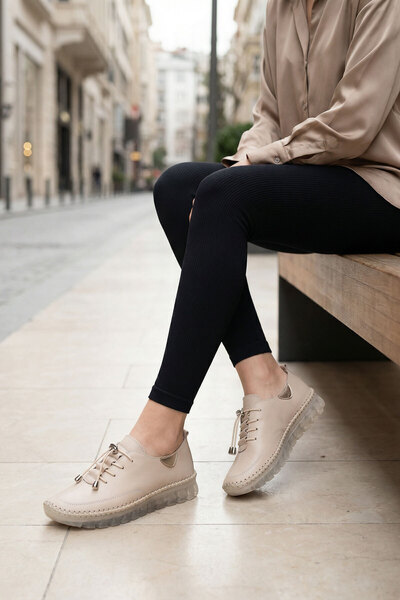 SOHO Pantofi de damă din piele naturală bej 21364