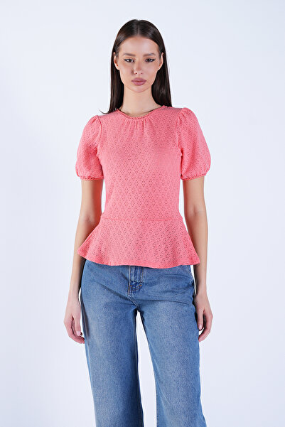 Trend Alaçatı Stili Bluză de damă, culoare somon, cu decolteu rotund și perfo...