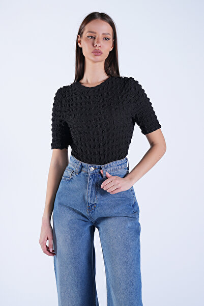 Trend Alaçatı Stili Women's Black Crew Neck Short Sleeve Seersucker Fabric Bl...