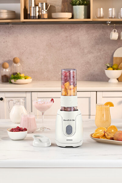 Karaca Blendfit Go Personal Personal Smoothie Blender Retro Cream