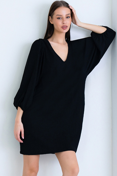 Trend Alaçatı Stili Γυναικείο μαύρο μίνι φόρεμα με λαιμόκοψη V και μανίκια πρ...