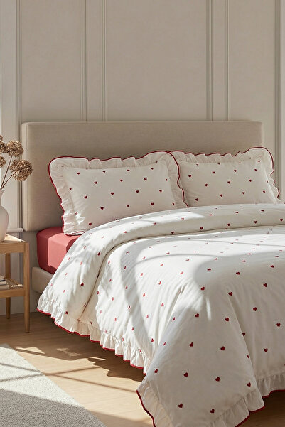 TRENDYOLMİLLA HOME Double Ruffled Heart Printed Bedding Set Tphss26Ckn00001