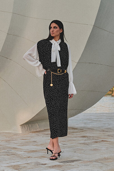 Trendyol Modest Black Woven Cap & Ferace Tctss26Kf00004