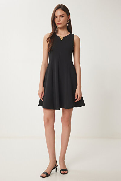 Happiness İstanbul Schwarzes Mini-Strickkleid mit Volant für Damen UB00364