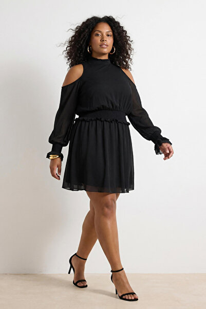 Trendyol Curve Rochie Plus Size țesută din șifon negru