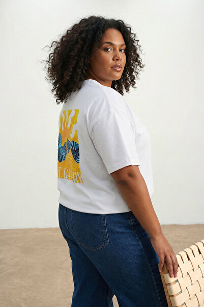 Trendyol Curve White 100% Cotton Front and Back Printed Oversize Fit Crew Nec...