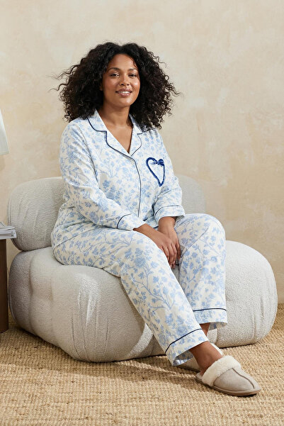 Trendyol Curve Blue Patterned Heart Pocket Woven Plus Size Pajama Set Tbbss26...