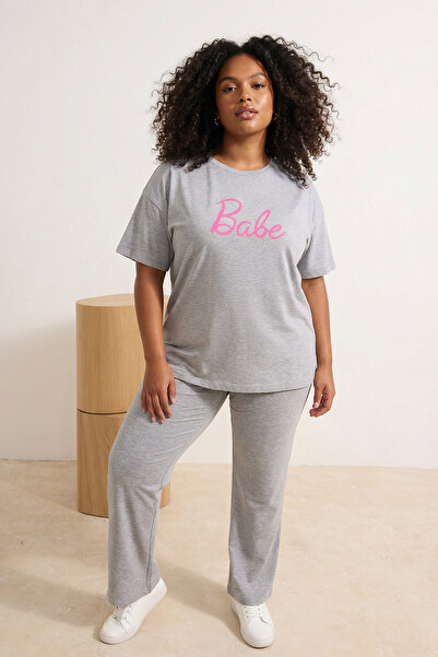 Trendyol Curve Siva melanž trenerka standardnog kroja sa sloganom, odjeća za ...