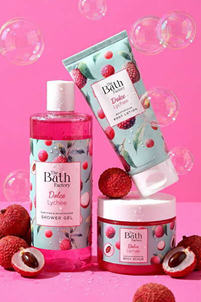 THE BATH FACTORY Liçi Aromalı Duş Jeli + Liçi Aromalı Peeling + Liçi Aromalı Vücut Losyonu
